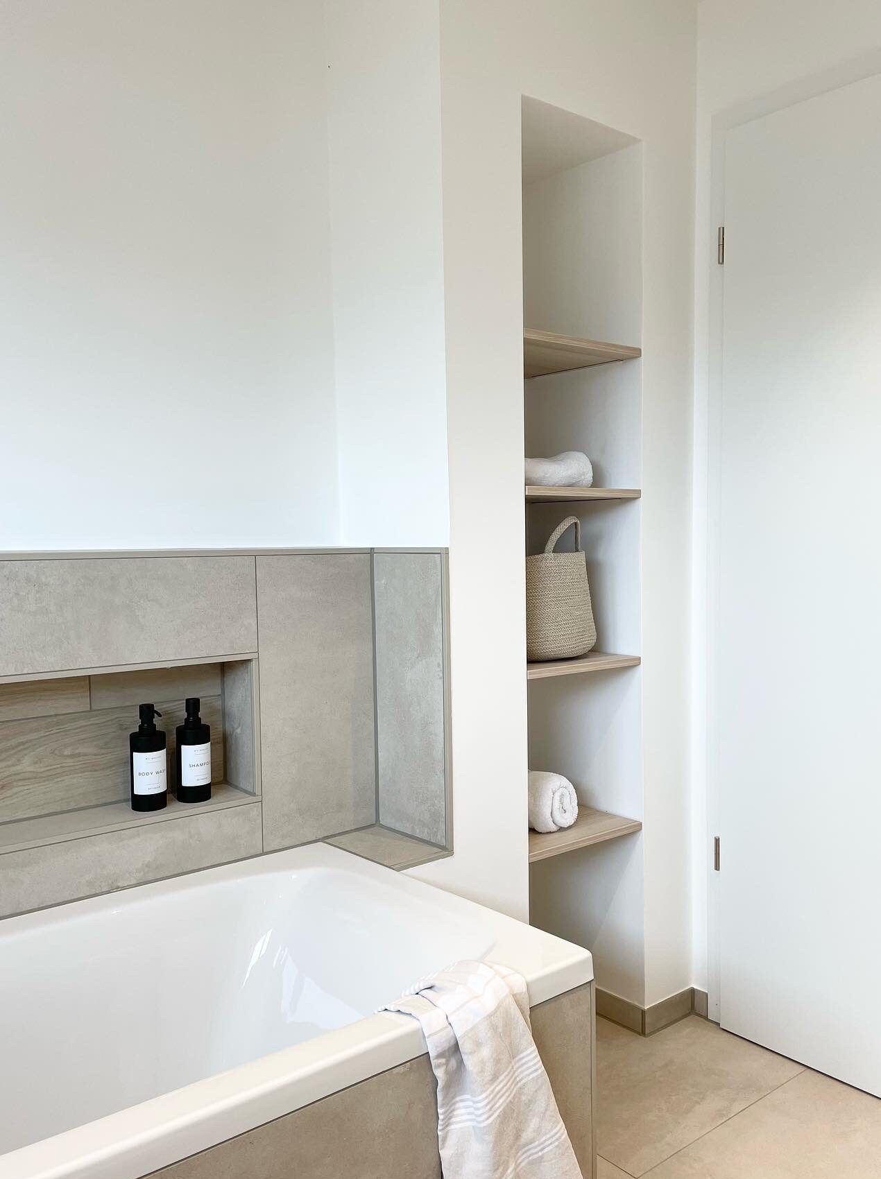 329F45E7-7AFF-4029-B8FC-7659E823CB1C